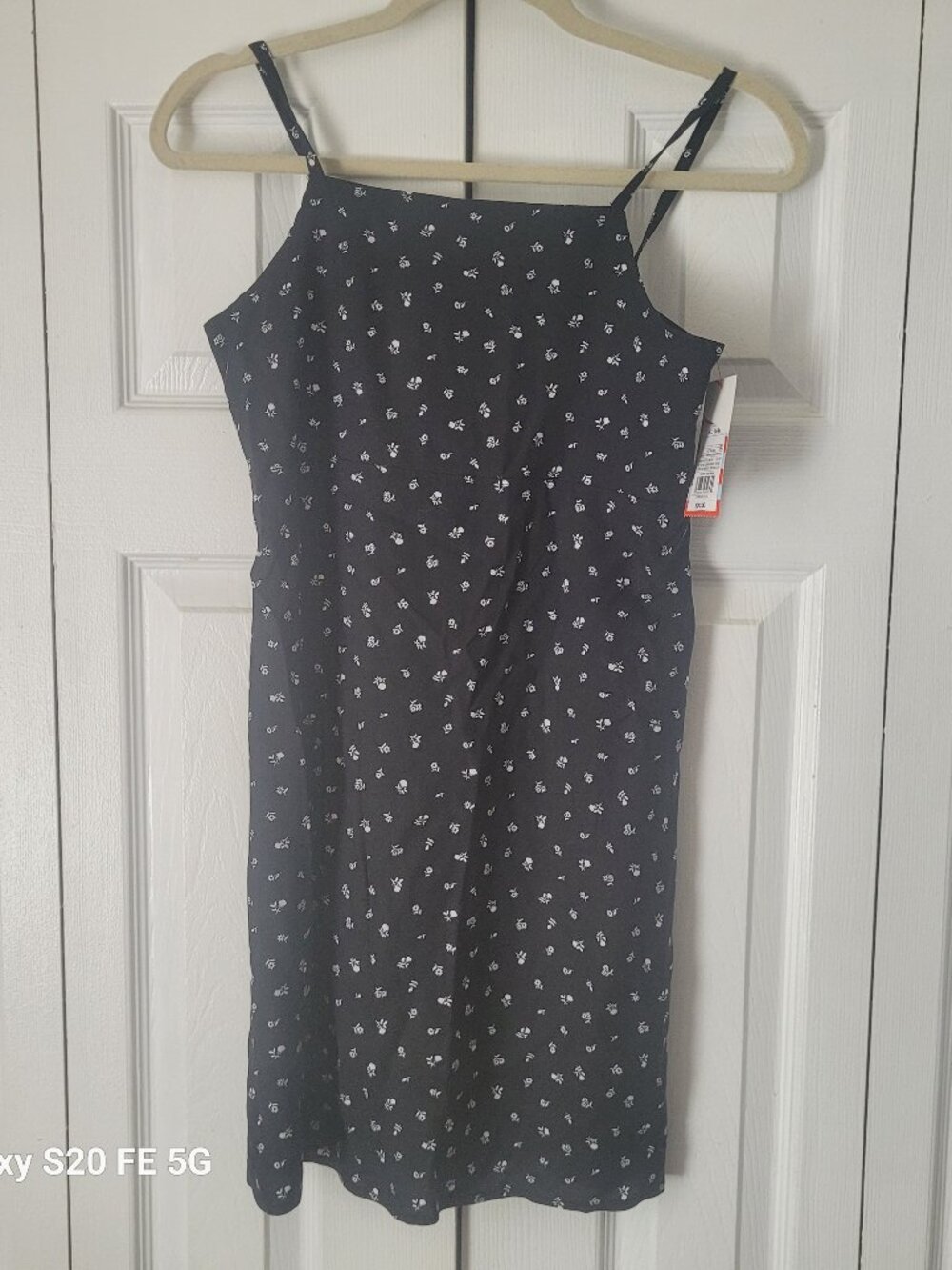 Cat&Jack Black and White Floral Girls Dress